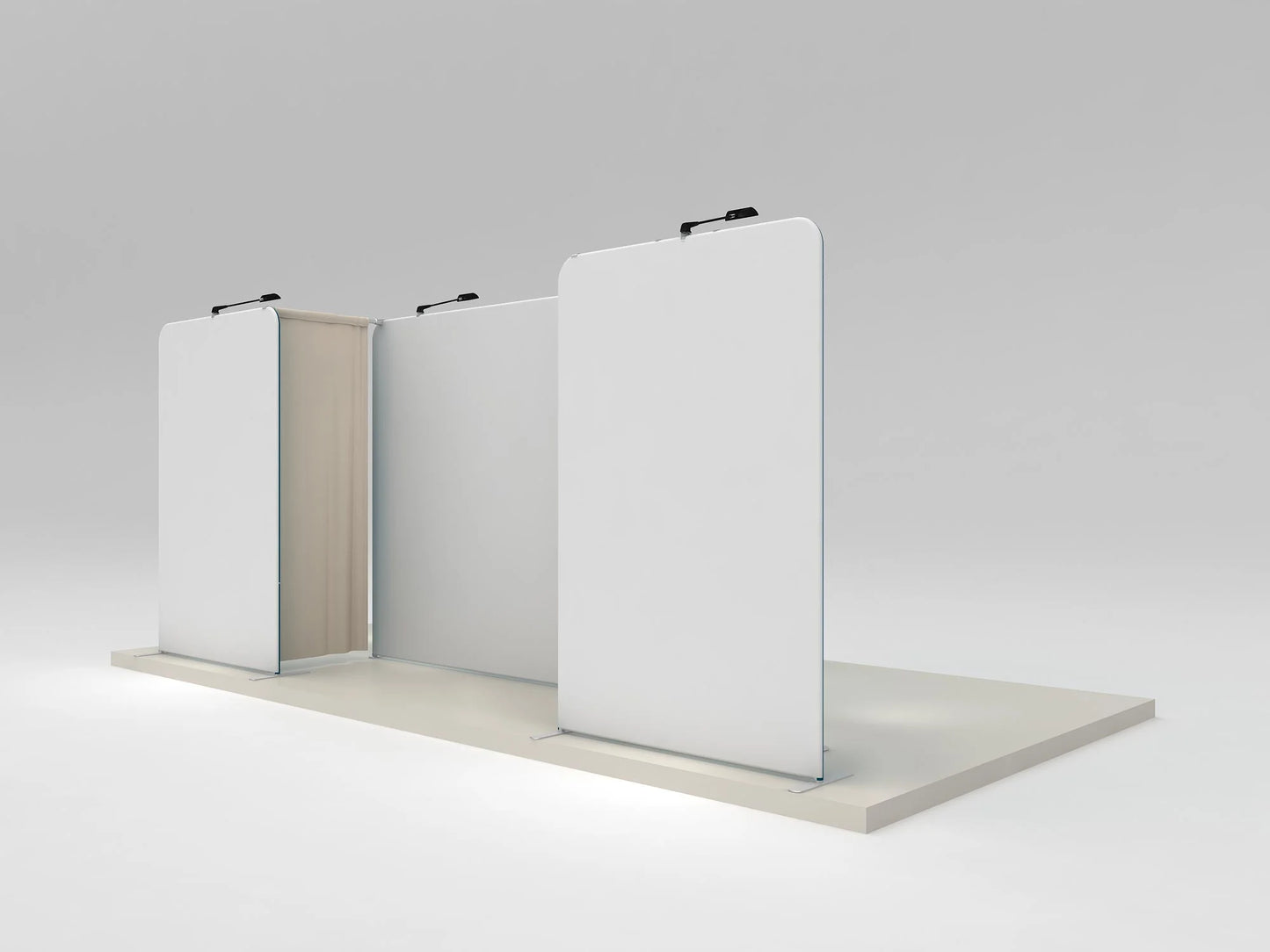 10ft x 20ft Macaw Inline Display